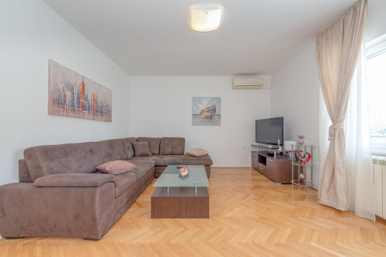 Apartments By The Sea Slatine, Ciovo - 11047 المظهر الخارجي الصورة