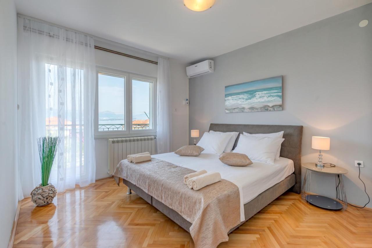 Apartments By The Sea Slatine, Ciovo - 11047 المظهر الخارجي الصورة