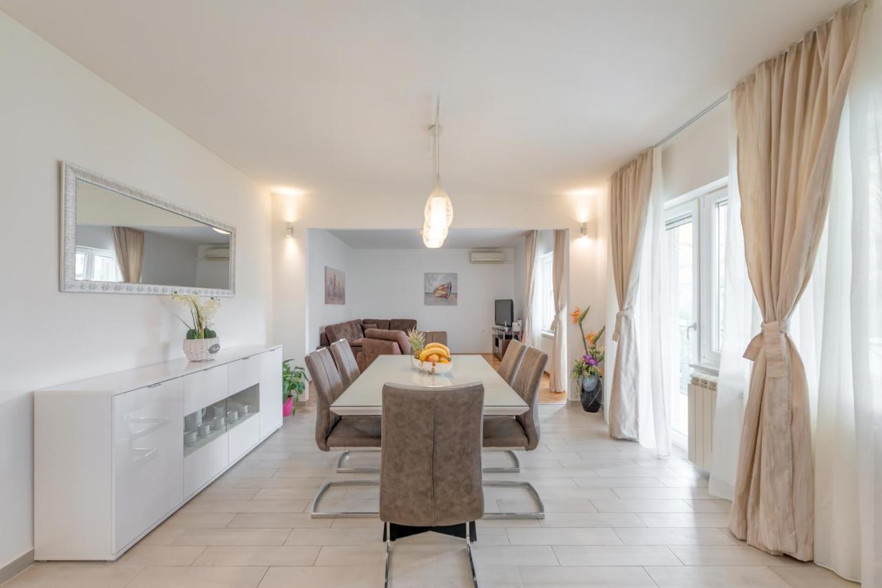 Apartments By The Sea Slatine, Ciovo - 11047 المظهر الخارجي الصورة