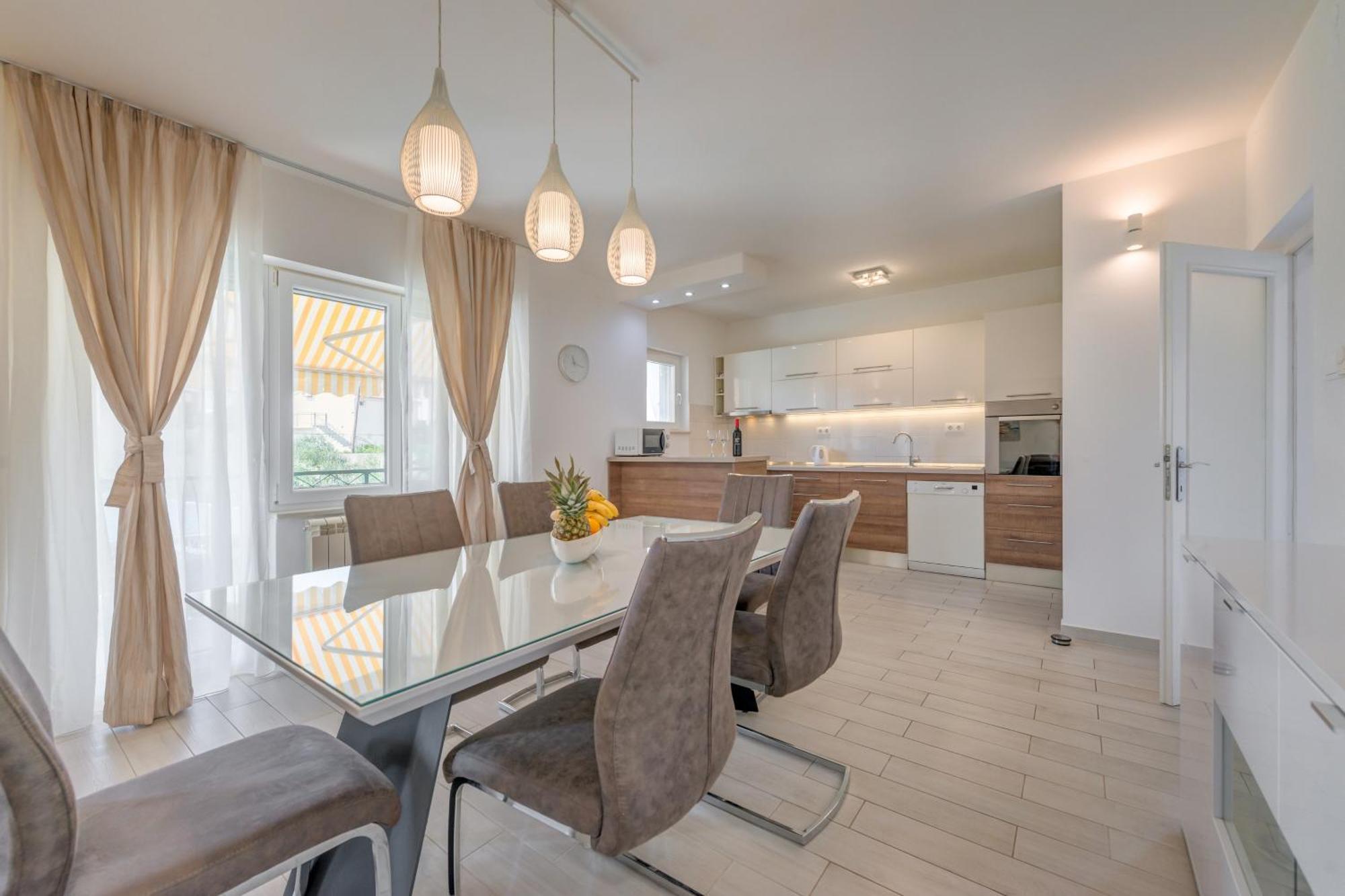 Apartments By The Sea Slatine, Ciovo - 11047 الغرفة الصورة